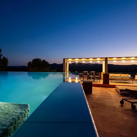 Sole Among The Junipers Villa *